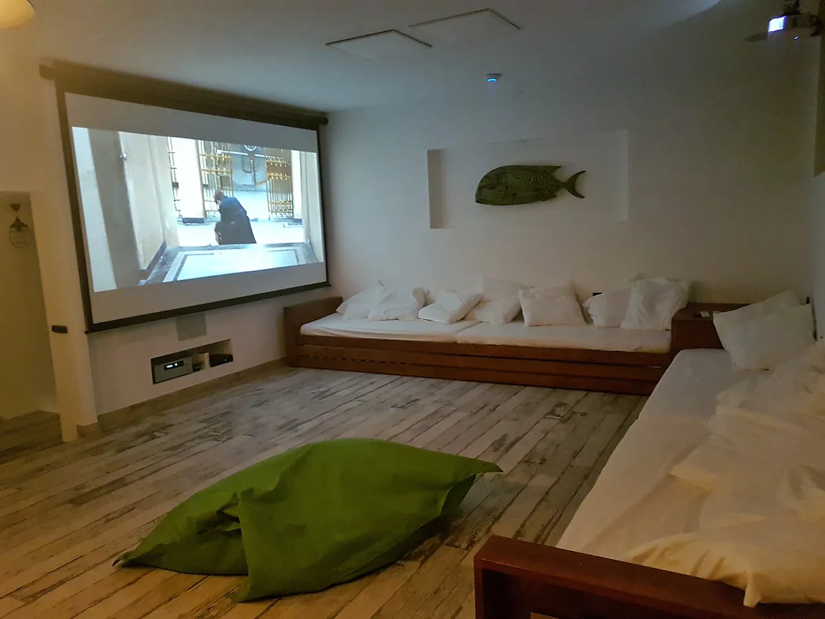 02894e96-38db-48ff-9f7c-4a1b51d21926