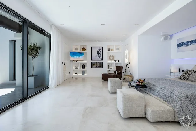 94 Master Suite Fire Place View