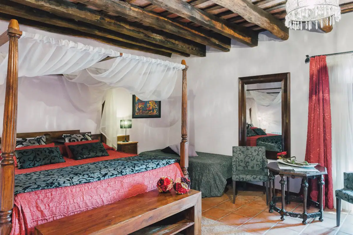 c501d5ed-ac18-40da-ad98-c656f013f06b