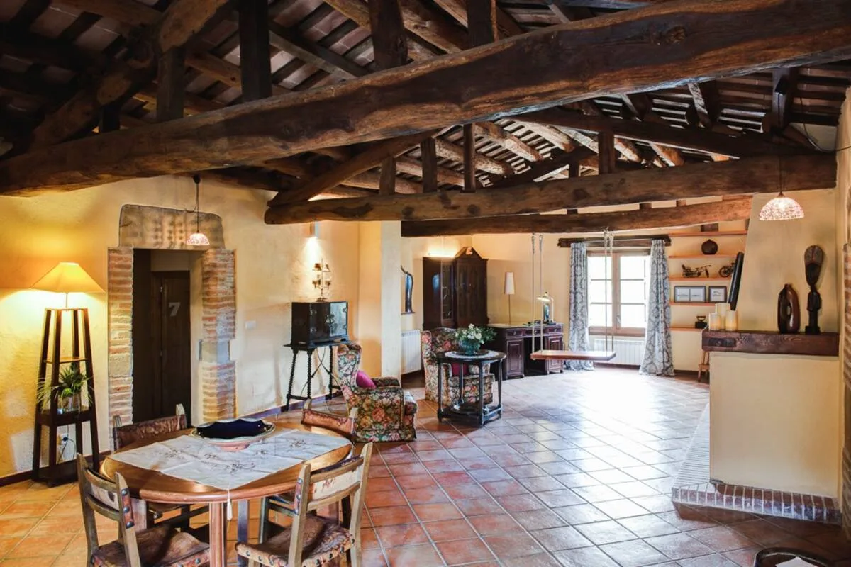 d0d40230-b3d7-4821-a782-eac19c5056a7