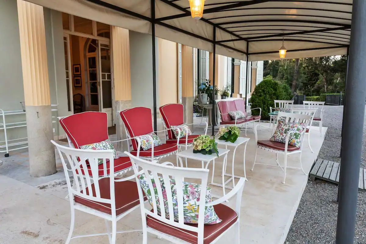 e1732fc2-f303-44f6-a15f-497187ae3b5b