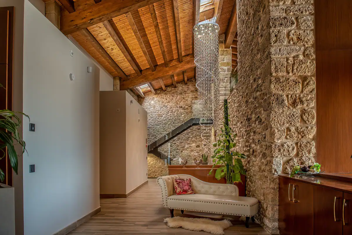 f56a8bc4-f1ea-47c7-96c7-eec2c1a1406b