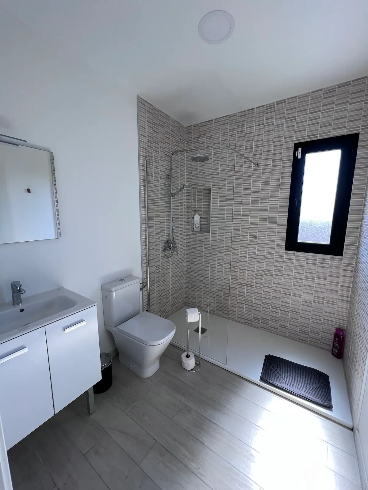 0059e22b-0326-45ae-8dc9-e81292b3ee2d