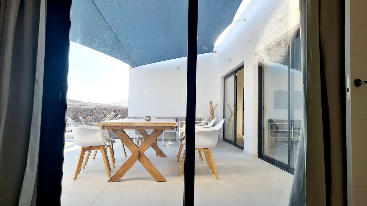 6b40b486-df24-41ee-bbf5-0e701b819a4e