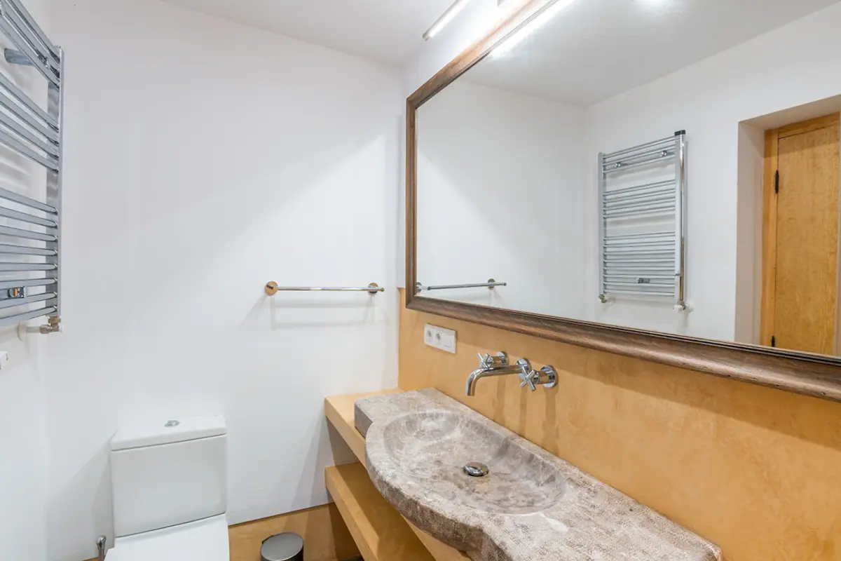 280c86f8-426b-451c-8b5f-dc2aa02704e3