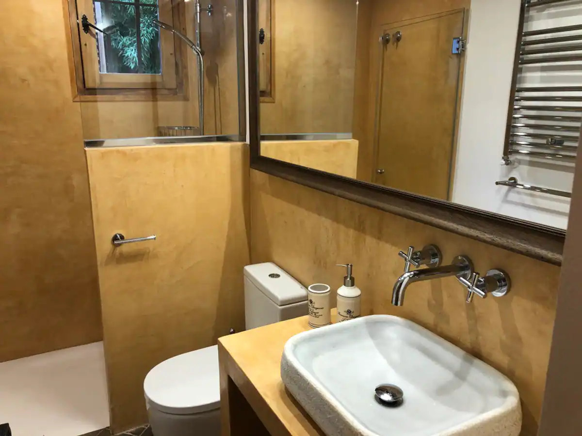 35c4e3dc-58ee-4046-b622-51610fde5011