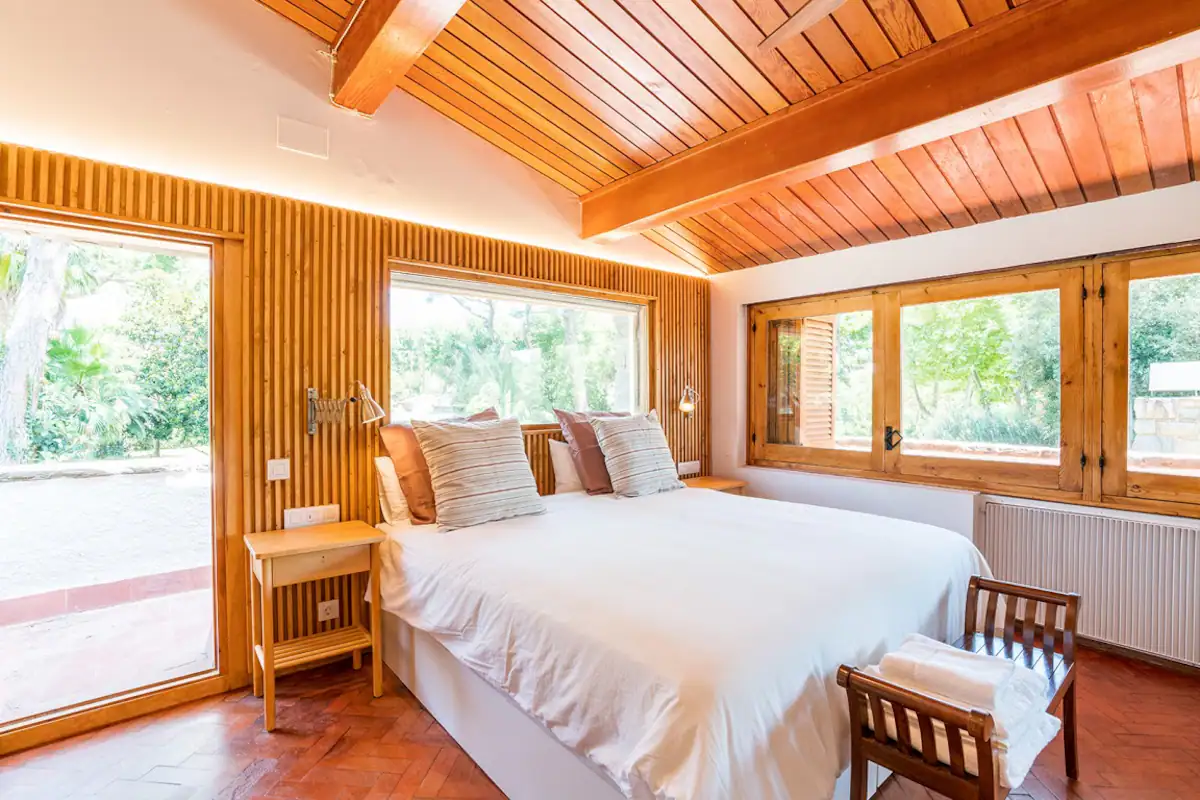 7fdbebe2-7648-48c2-b748-d3e45cc35373 (1)