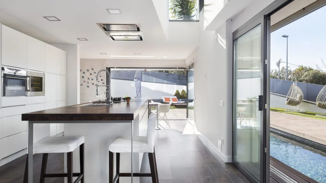 CanBasseda1_00015-1110x623