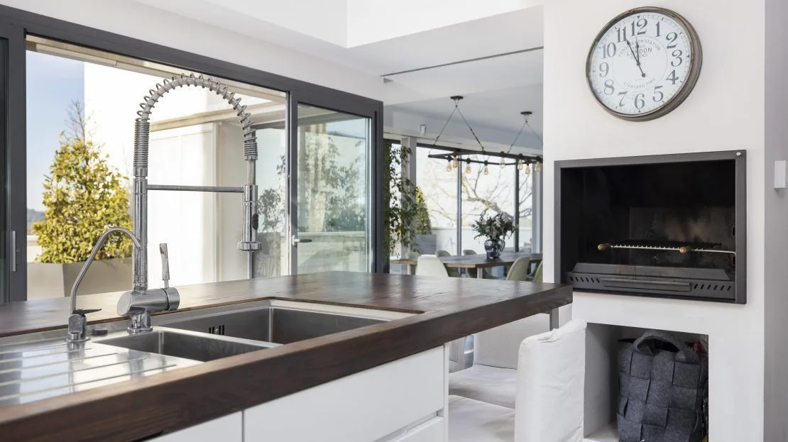 CanBasseda1_00018-1110x623