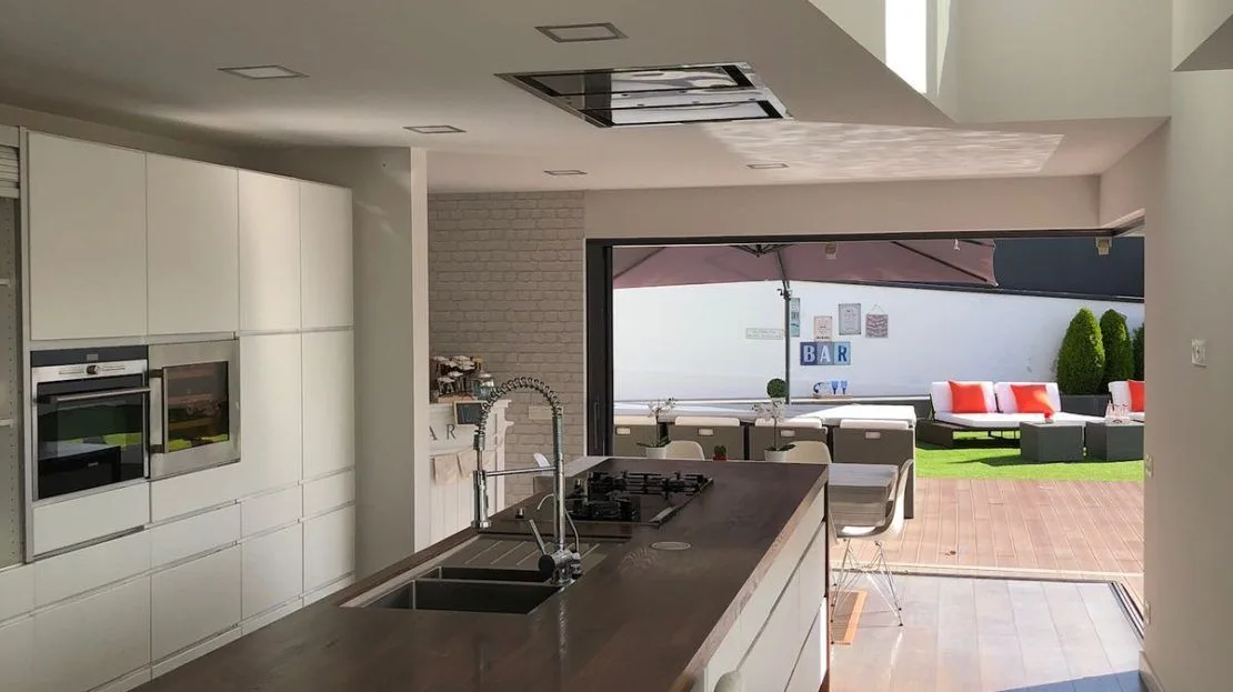 CanBasseda1_00024-1110x623