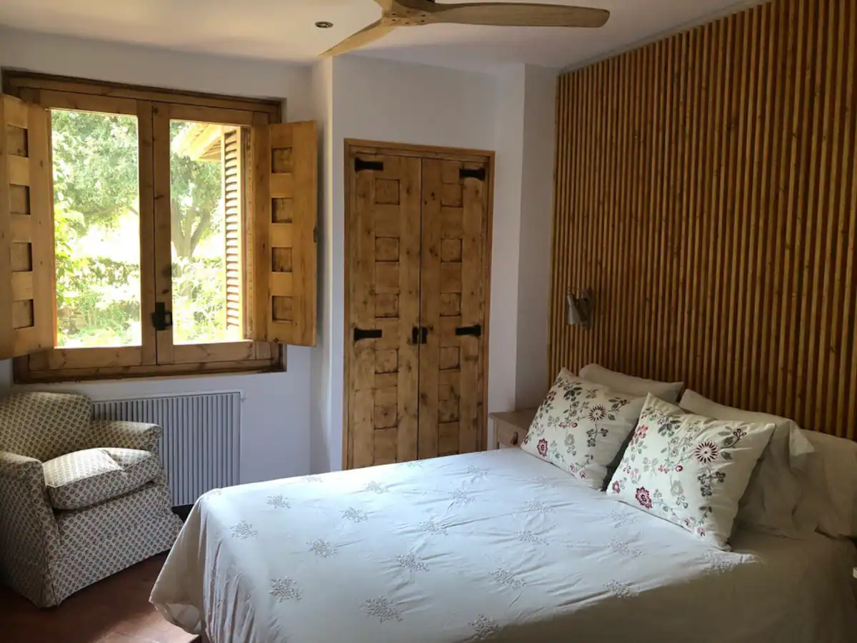 b3f7bed7-eba5-491a-bf14-9c0d25869eb0