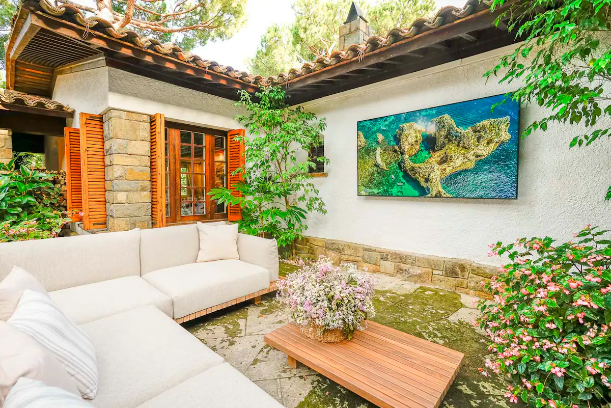 c17114f6-26e6-4ada-9419-12514512ce07