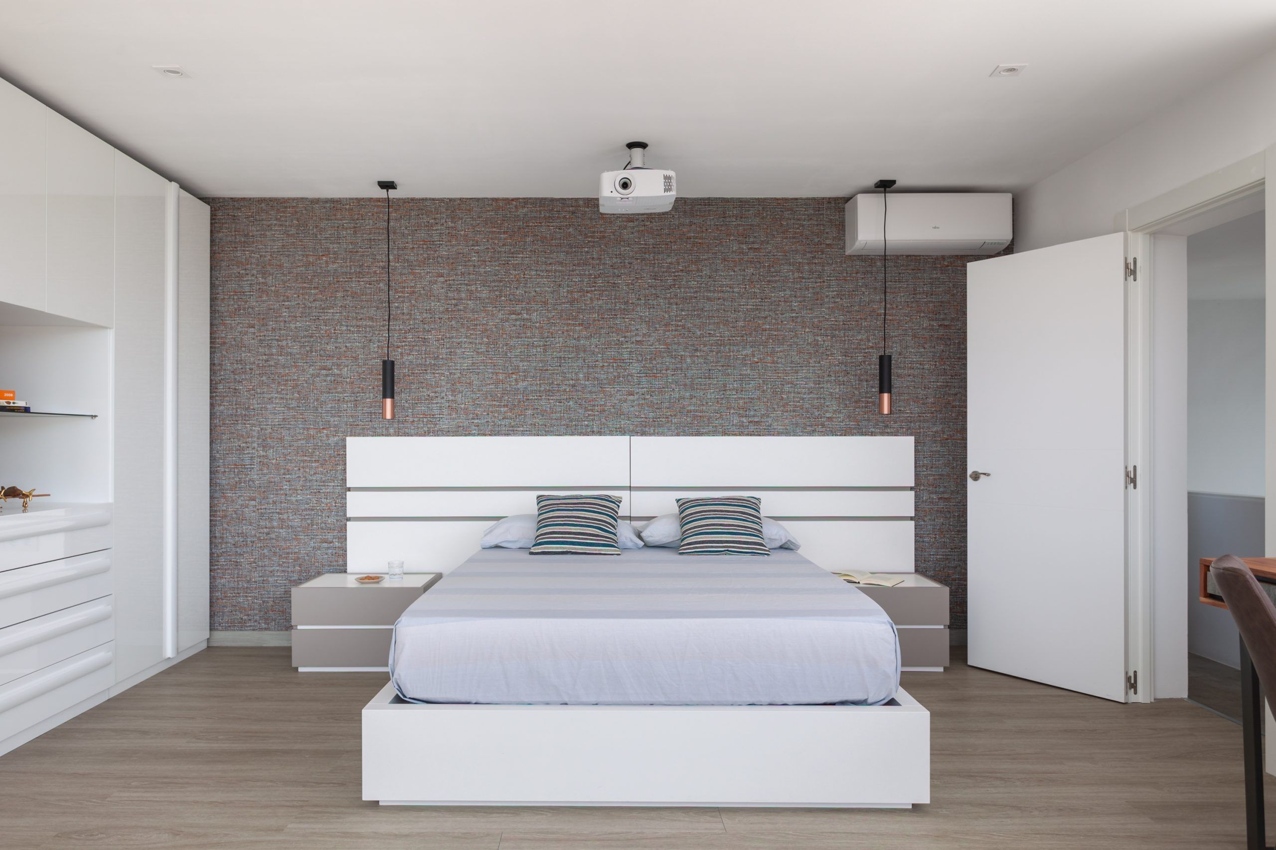 Toni-Coll-Castelldefels-Av-342-2-L-02-scaled