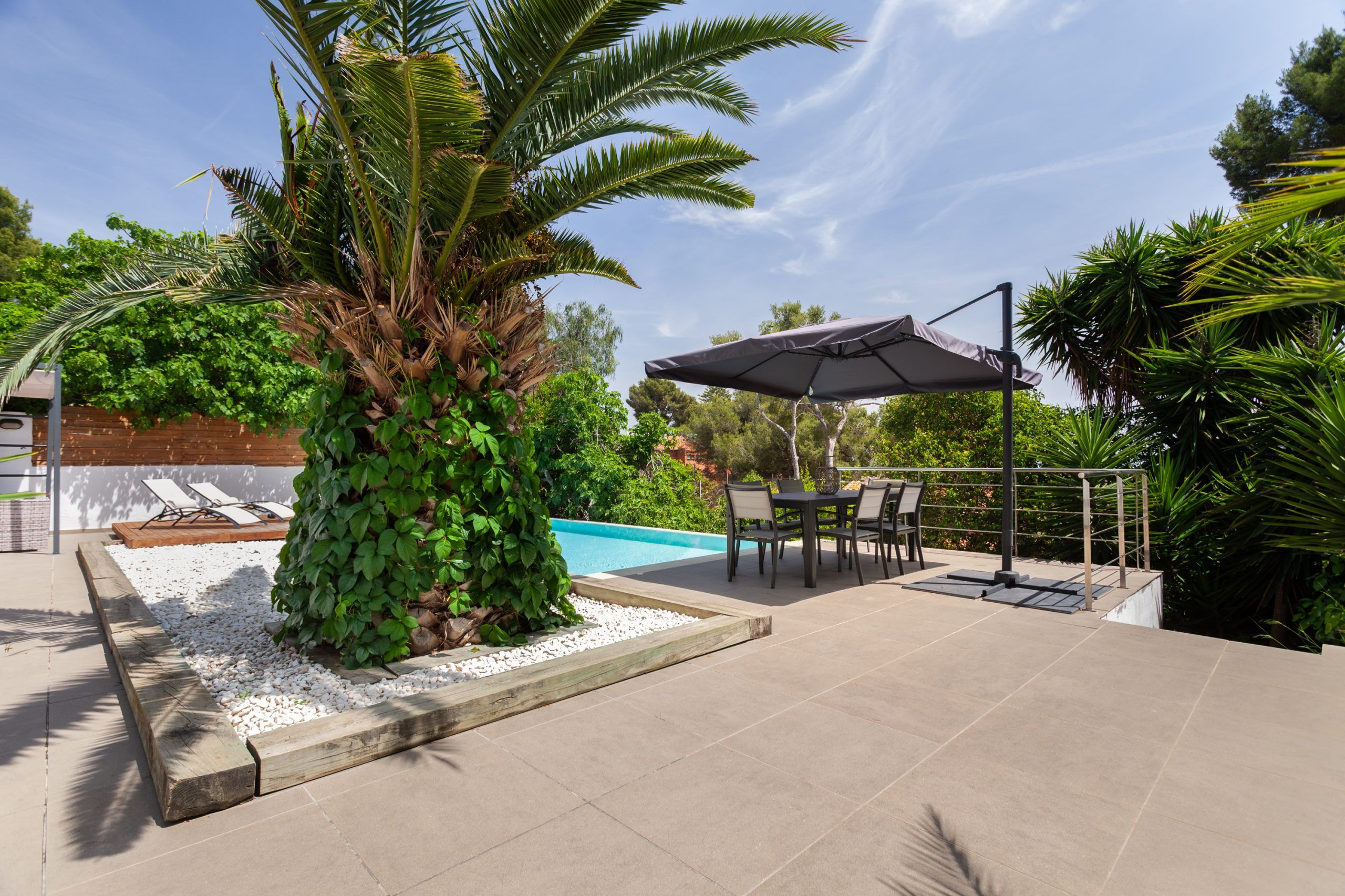 Toni-Coll-Castelldefels-Av-342-2-L-26-scaled