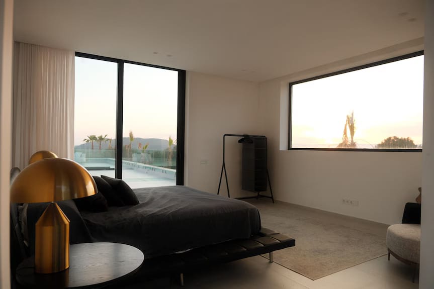 WhatsApp Image 2025-02-25 at 10.28.52 (2)