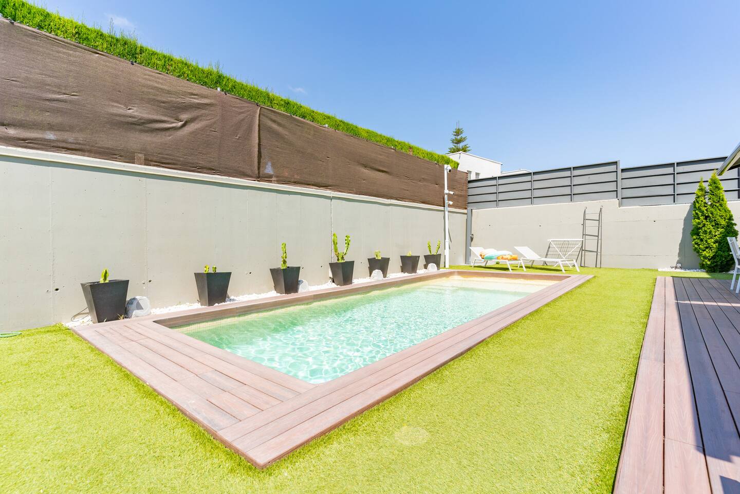 f1550521-5c02-409d-9cee-e3bcc107292a