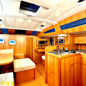 Sphynx-Raised-Salon-300x300